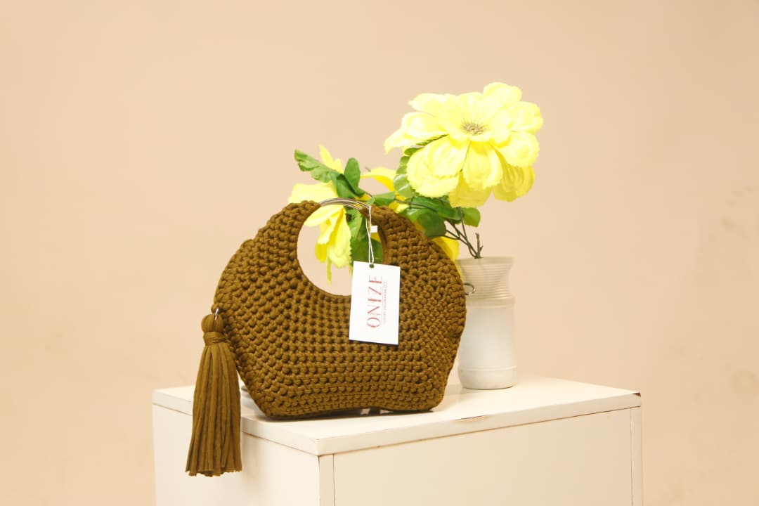 ONIZE Pearl Blossom Clutch thumbnail